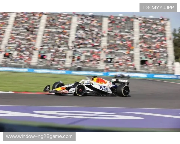 F1赛事新规则解读与车队备战分析 提升赛季竞争力与技术创新的关键