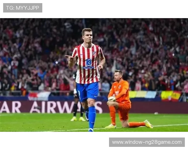 意甲争冠形势突变豪门连胜黑马搅局引爆新赛季悬念多线激战格局再生变数 意甲争冠形势突变豪门连胜黑马搅局引爆新赛季悬念多线激战格局再生变数