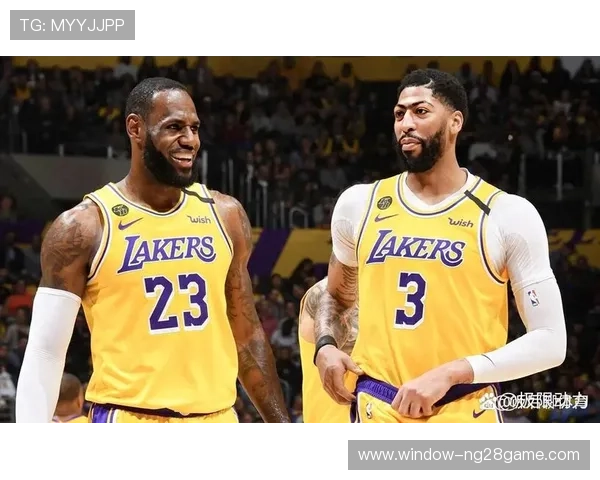 湖人队迎来重大调整 詹姆斯和浓眉新赛季目标明确 力争总冠军