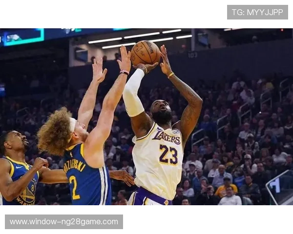 NBA最新动态:湖人队伤情更新詹姆斯恢复情况乐观 勇士与凯尔特人季后赛前景分析 NBA最新动态:湖人队伤情更新詹姆斯恢复情况乐观 勇士与凯尔特人季后赛前景分析